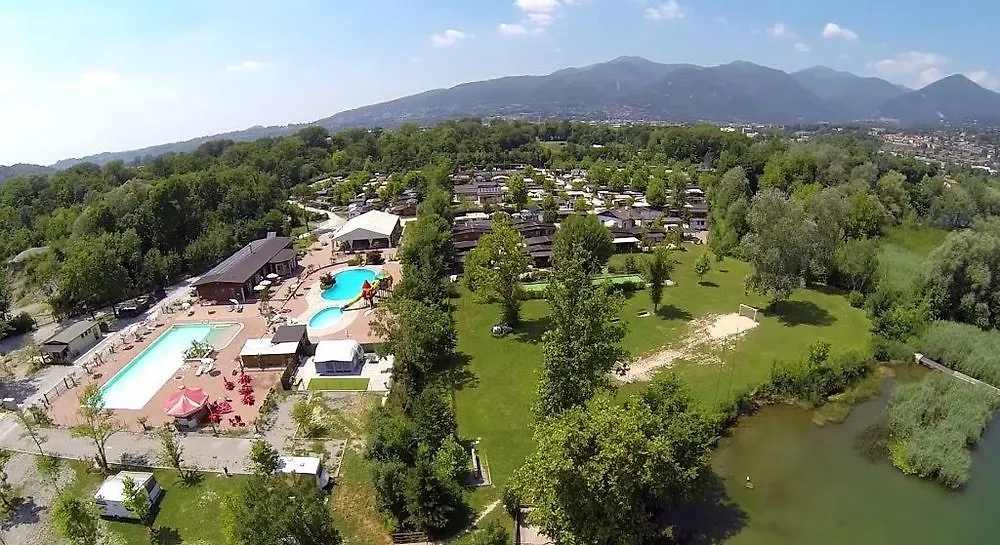 Holiday Chalets Camping Class contacts