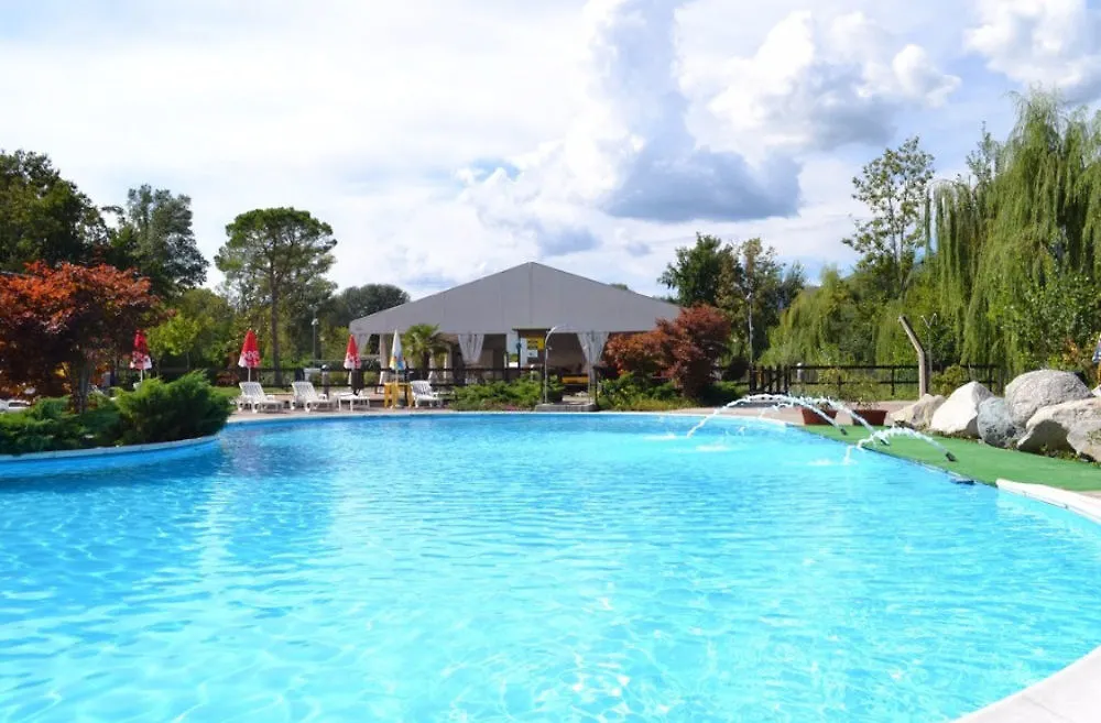 Holiday Chalets Camping Class Hotel Erba Italy